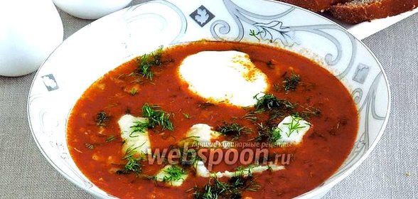Щи из квашеной капусты с жареной рыбой