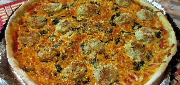 Пицца по‑студенчески с пельменями