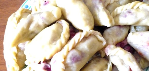 Вареники с вишней по‑домашнему