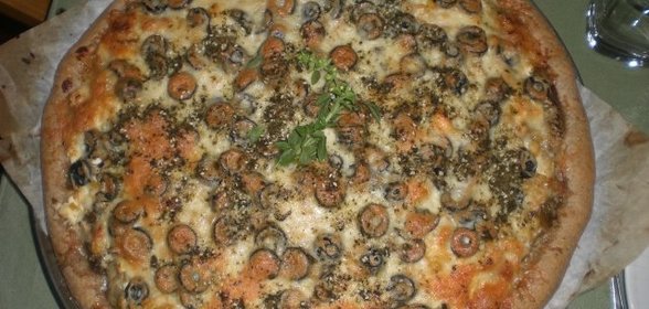 Пицца- пирог из цельной муки