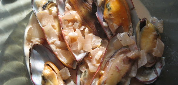 Мчича (карри из шпината и арахисовой пасты)