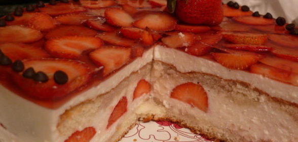 Чизкейк с клубникой Клубничный ICE