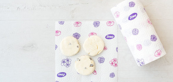 Сырники с маково-сметанным соусом