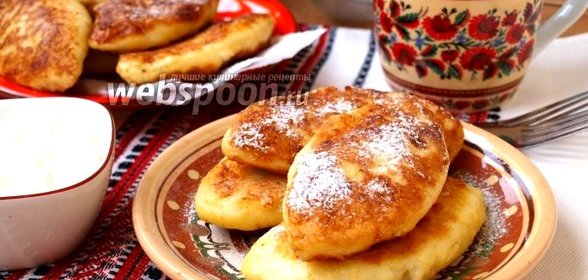 Манники с творогом и изюмом
