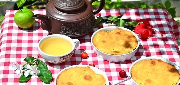 Яблочный кекс с корицей