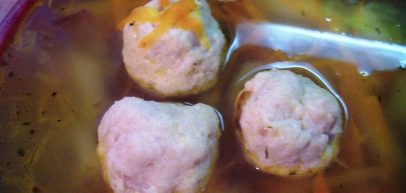 Суп с куриными фрикадельками