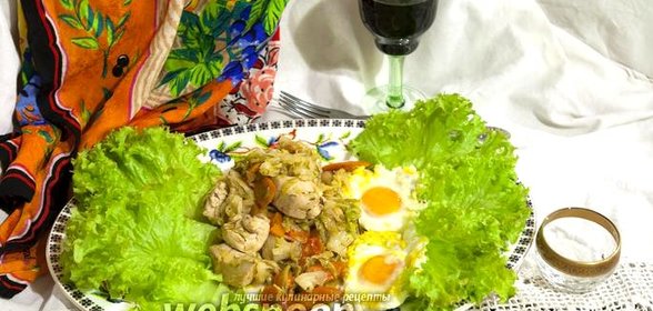 Капуста тушёная с куриной грудкой