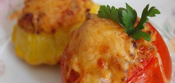 Фаршированные помидоры рыбой