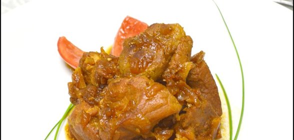 Семга с икорным соусом