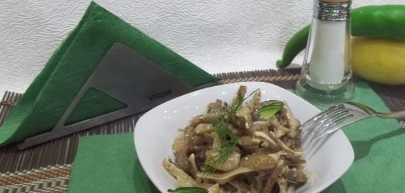 Котлеты свиные, тушенные по-венгерски