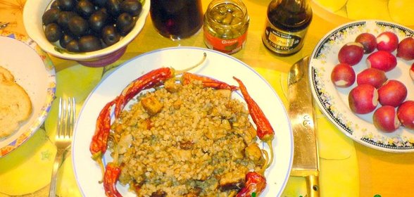 Каша гречневая с грибами белыми Майская