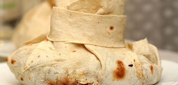 Мясо в армянском лаваше