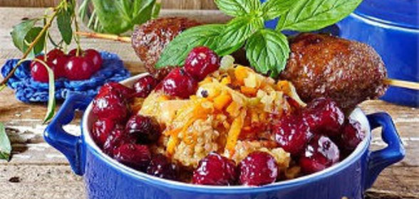 Халим с люля-кебабом из баранины, бататом и вишней