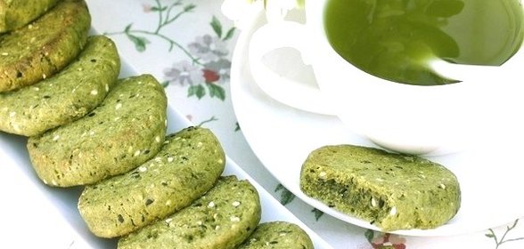 Печенье с чаем маття и кунжутом