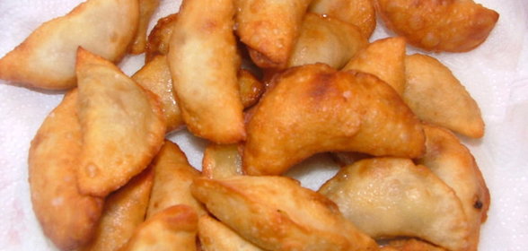 Жареные пирожки на один укус
