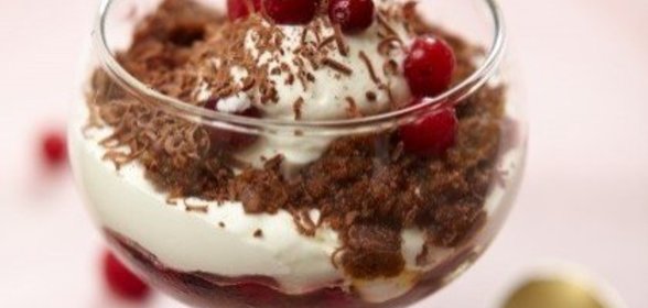 Слойка из ржаного хлеба с клюквой