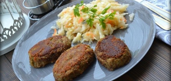 Постные котлеты из чечевицы