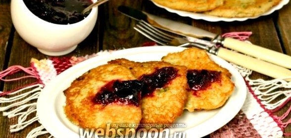 Латкес с клюквенным соусом