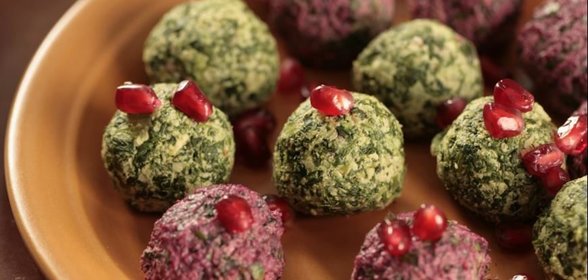 Пхали из шпината и свеклы