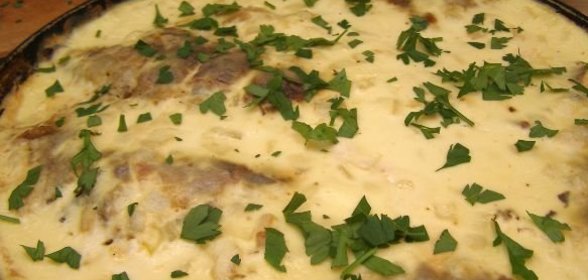 Караси жареные в сметане