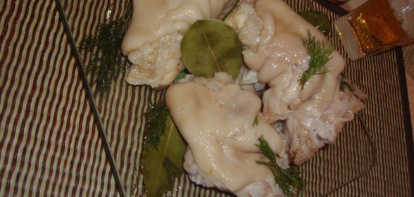 МОЖОЖ - свиные маринованные ножки