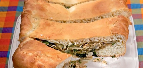 Пирог с капустой и яйцами