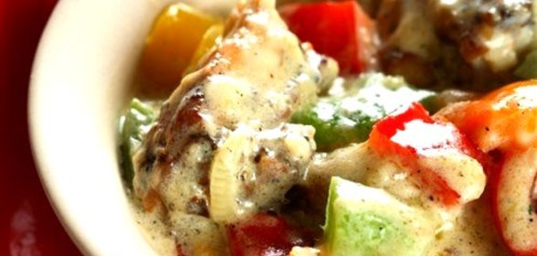 Куриные грудки с овощами