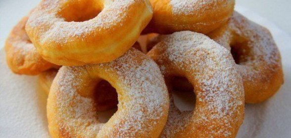Дрожжевые пончики