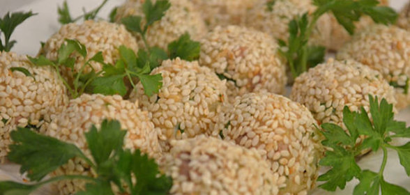 Плов из курицы с тыквой и изюмом