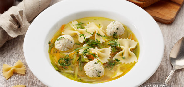 КУРИНЫЙ СУПЧИК С ФАРФАЛЛЕ И ФРИКАДЕЛЬКАМИ