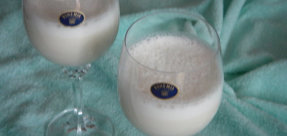 Миндальное молочко
