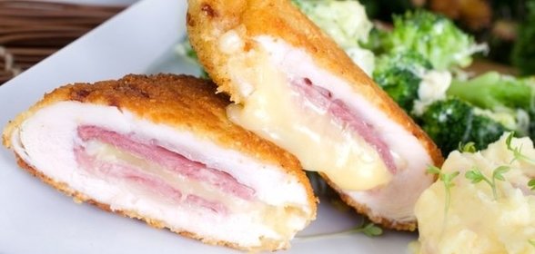 Куриные рулетики с ветчиной