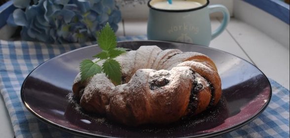 Булочки-веночки с джемом