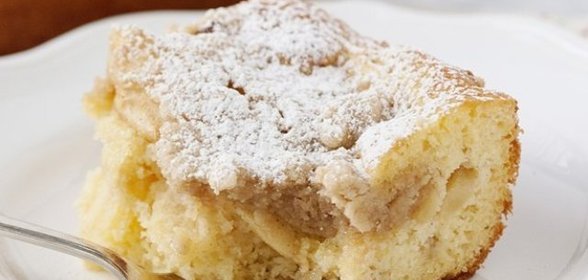 Пирог сметанный с яблоками