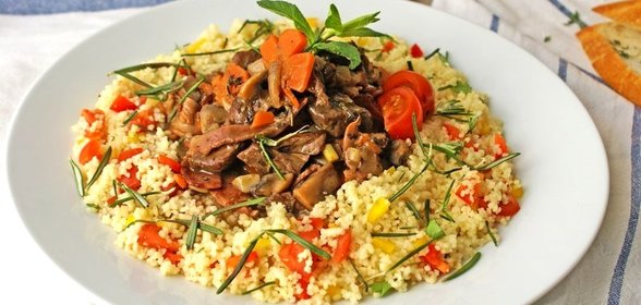 Говядина по‑бургундски с кускусом