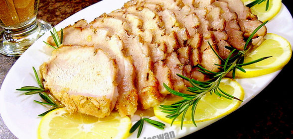 Свинина запеченая с розмарином и лимоном