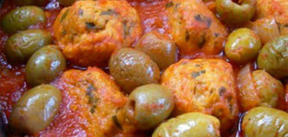 Куриные котлетки с оливками