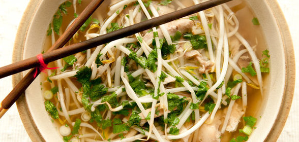 Куриная лапша в азиатском стиле