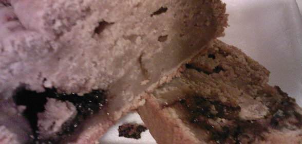 Кекс с домашним мороженым и шоколадом