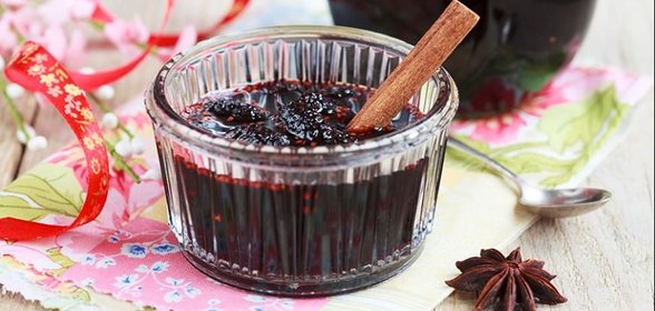 Варенье из черной шелковицы (тутовое варенье)