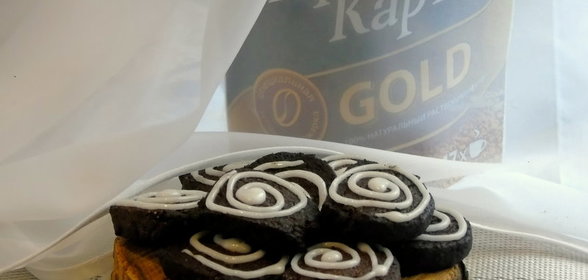 Шоколадное печенье с глазурью