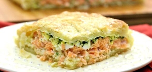 Кулебяка с семгой