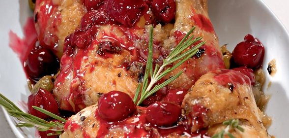 Цыпленок с вишневым соусом