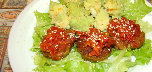 Пирожки с индейкой и черносливом