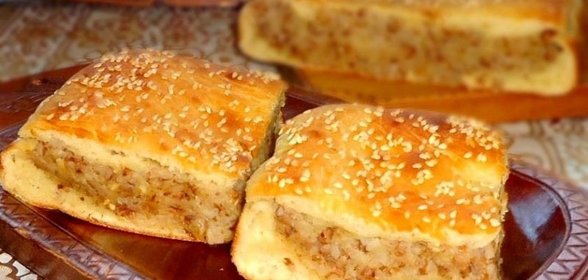 Постный пирог с картофелем и гречкой