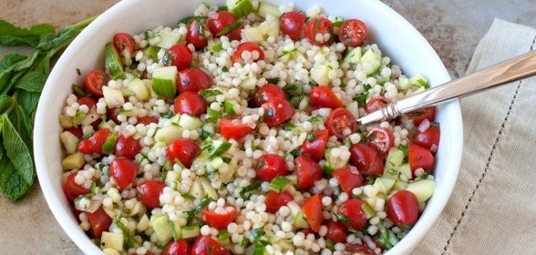 Салат из кускуса с овощами