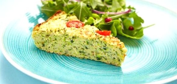 Пирог с цукини, сыром и зеленью