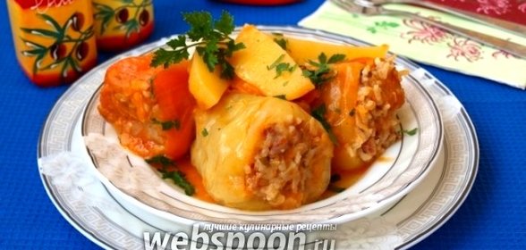 Фаршированный перец приготовленный с картофелем