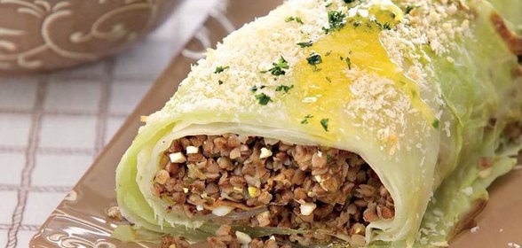 Капустный завиванец с грибами и гречкой