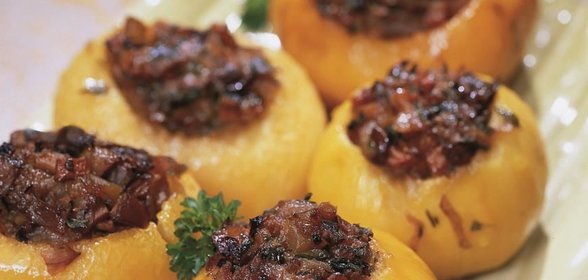 Репа, фаршированная грибами и овощами